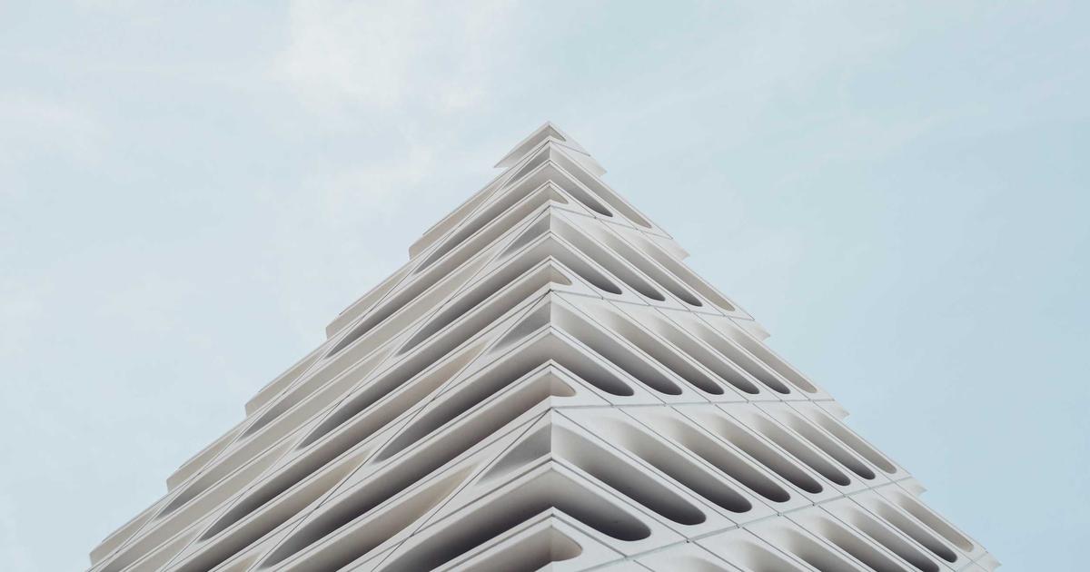 Restaurant Chain Streamlines Operations with Custom Web App